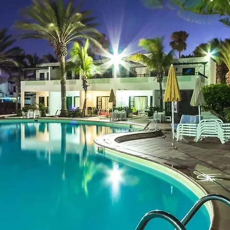 Apartment Lpc Two Bedrooms With Wifi, Pool, Near The Beach