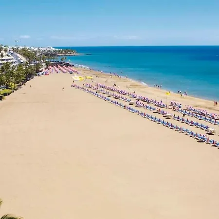 Apartment Lpc Two Bedrooms With Wifi, Pool, Near The Beach Puerto del Carmen (Lanzarote)