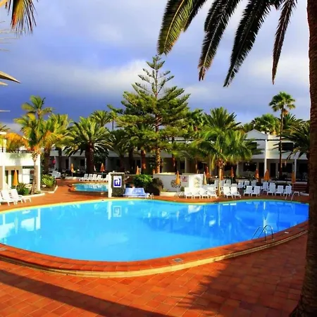 Apartment Lpc Two Bedrooms With Wifi, Pool, Near The Beach